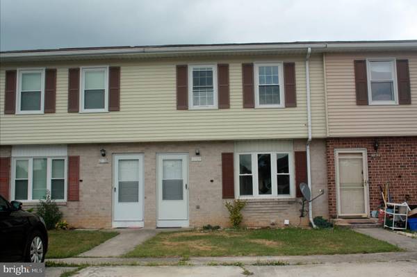 1137 N PHEASANT DR, Carlisle, PA 17013