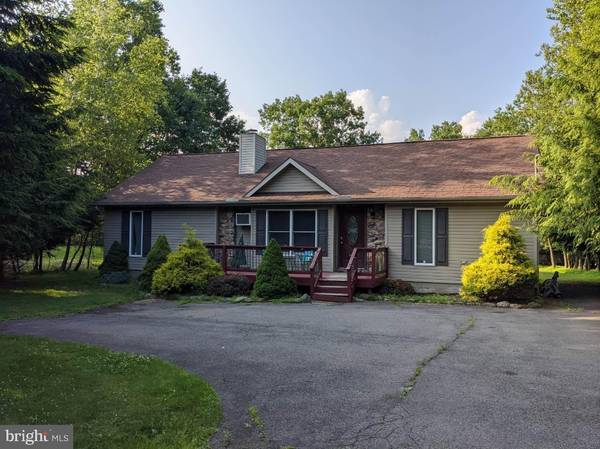 429 TOWAMENSING TRL, Albrightsville, PA 18210