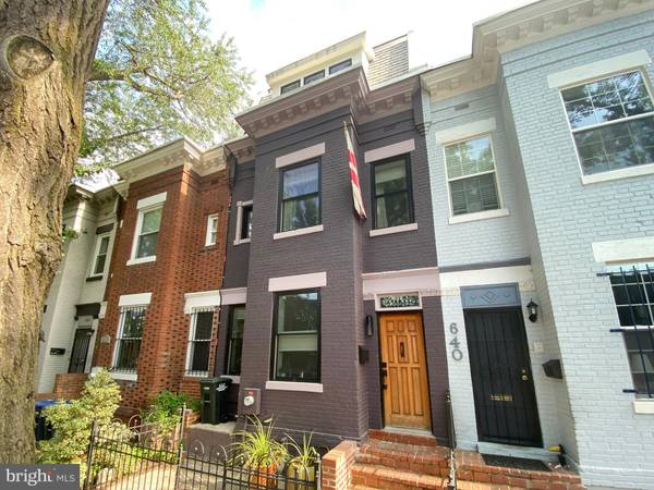 638 ORLEANS PL NE, Washington, DC 20002