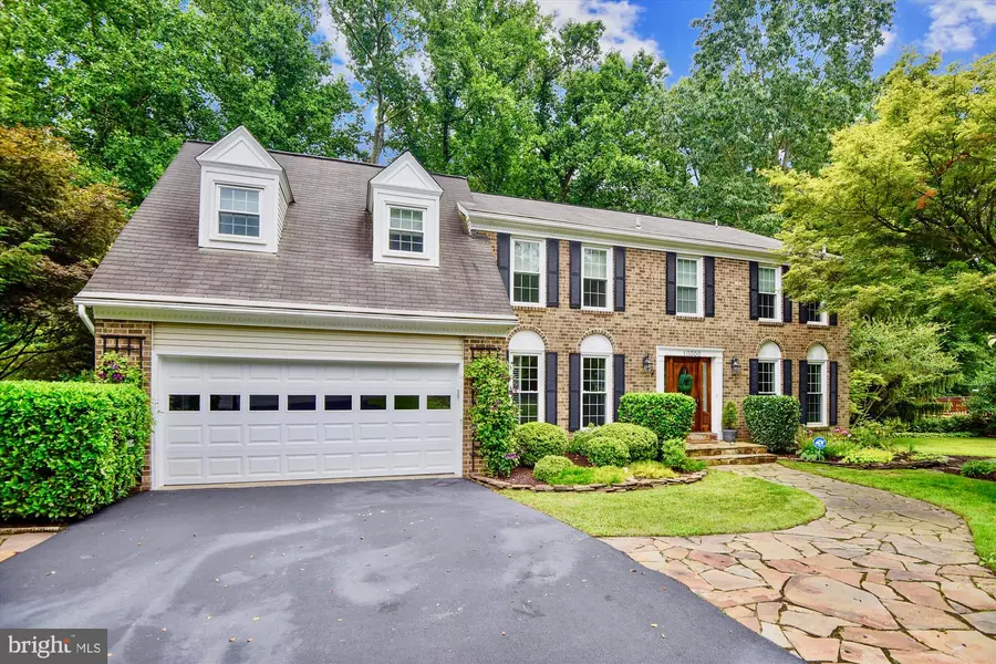 10300 DUNN MEADOW RD, Vienna, VA 22182