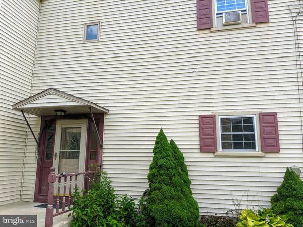 Pine Grove, PA 17963,172 N TULPEHOCKEN ST