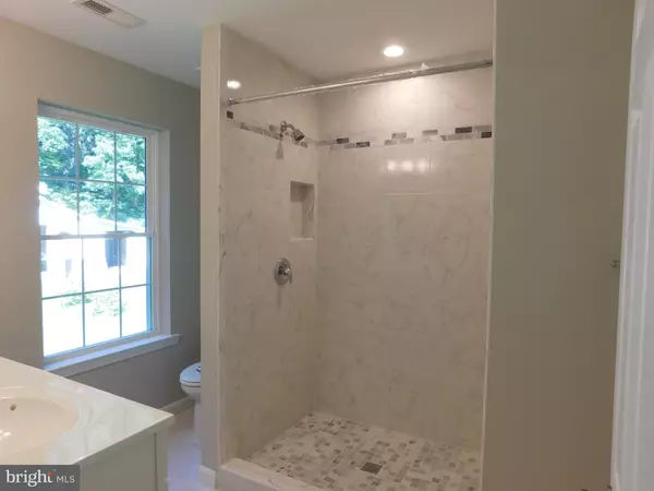 Lexington Park, MD 20653,21076 MELISSA MOORE LN