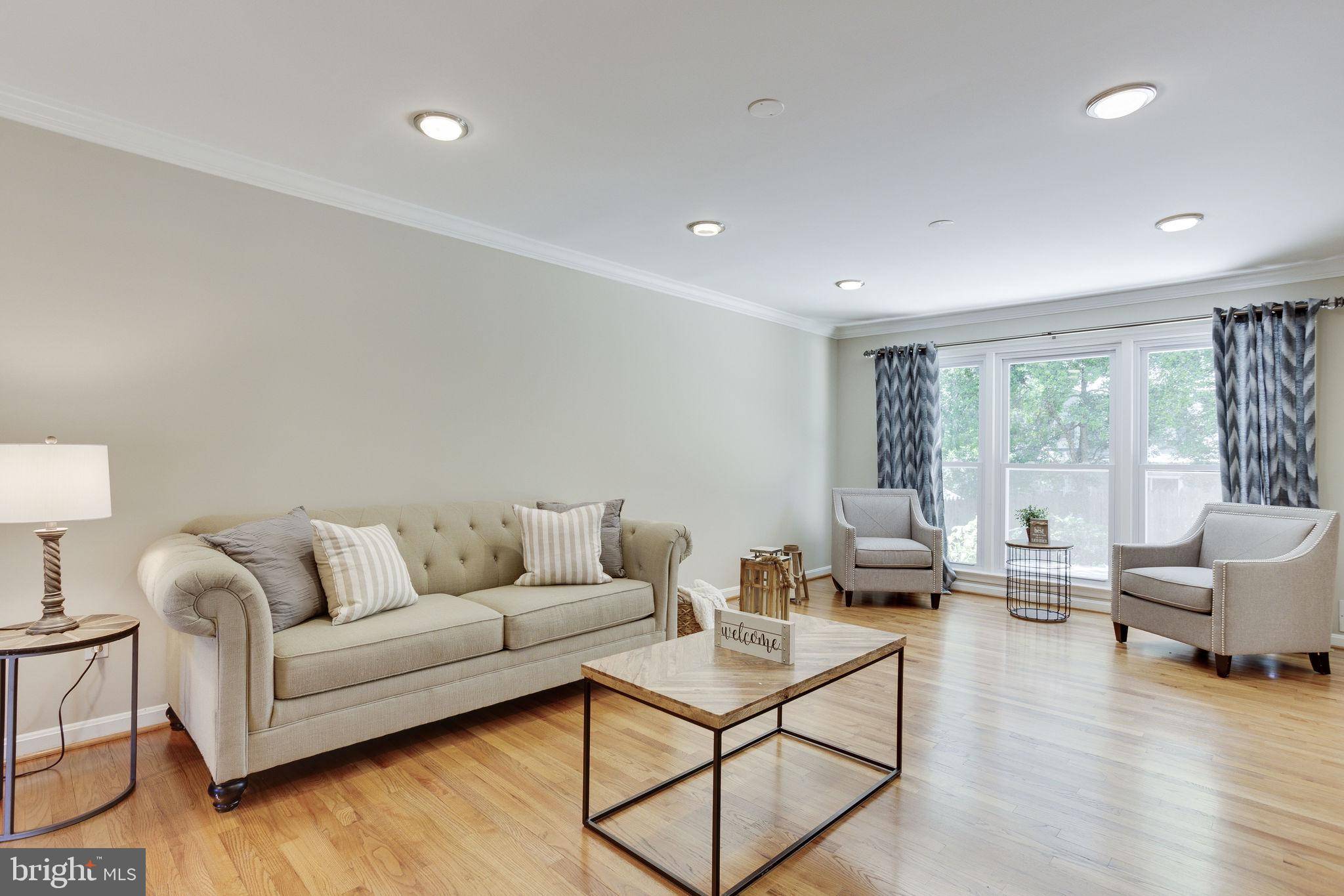 Mclean, VA 22101,1906 GREAT FALLS ST