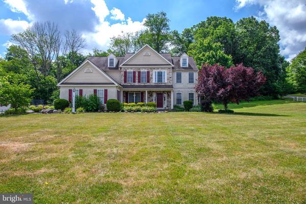 9 BLOSSOM LN, Pottstown, PA 19465