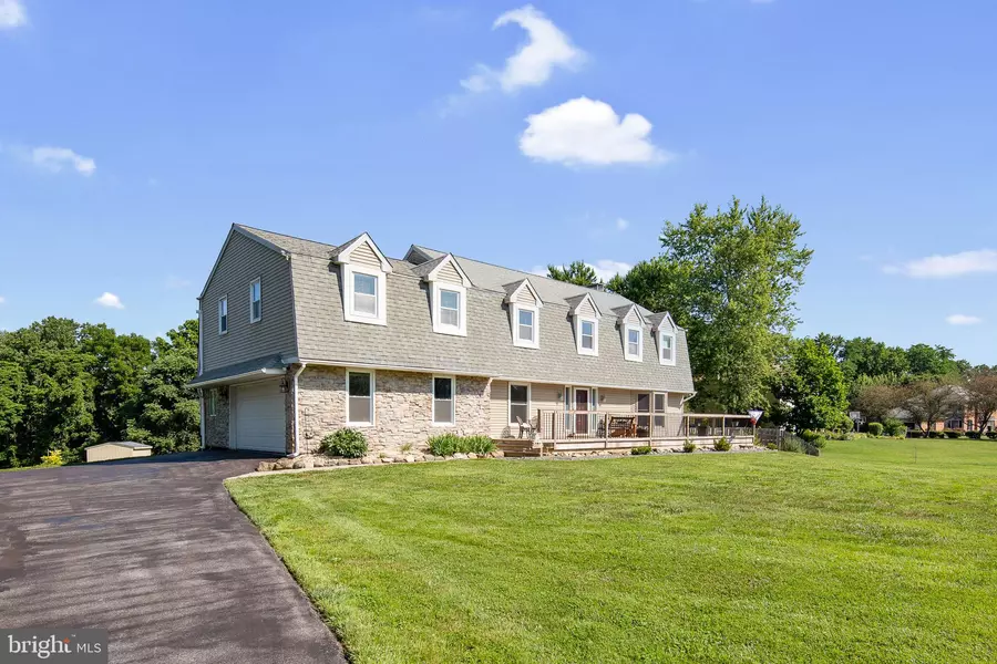 10 STEPHENS GRN, Glen Mills, PA 19342