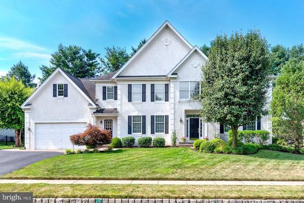 8 SHEFFIELD DR, Moorestown, NJ 08057