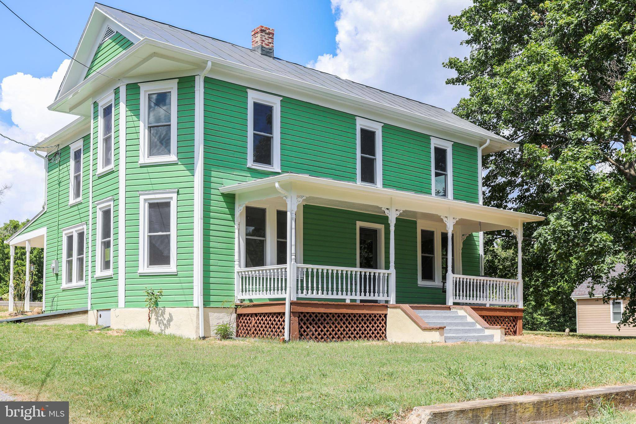Front Royal, VA 22630,260 RIVERSIDE DR
