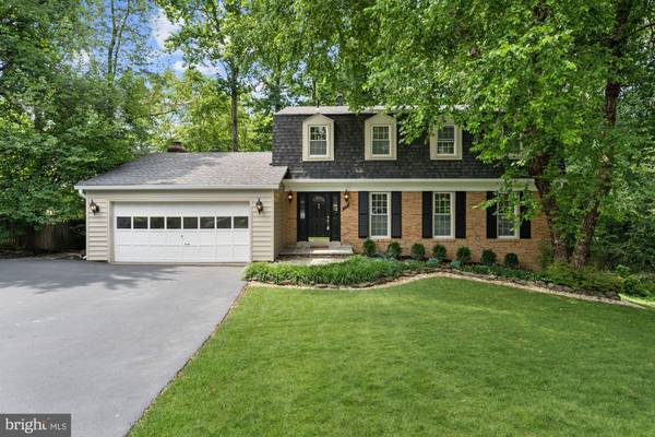 6526 TRUMAN LN, Falls Church, VA 22043