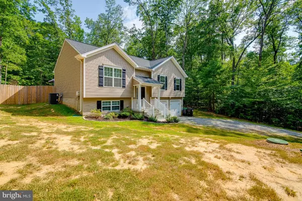 Ruther Glen, VA 22546,977 SWAN LN