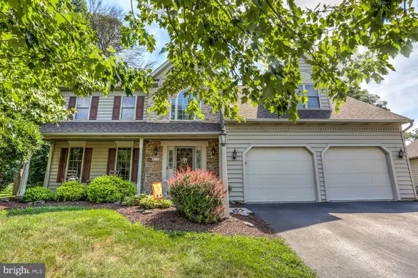 212 JUNIPER DR, Lancaster, PA 17602