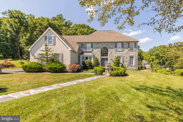 5 STONEY END RD, Broomall, PA 19008