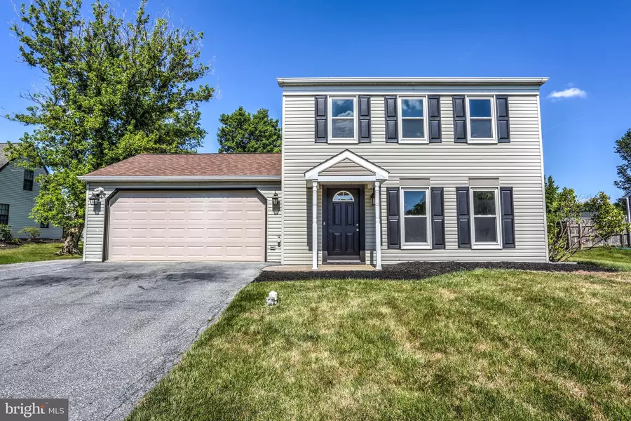 137 CARRIAGE HOUSE DR, Willow Street, PA 17584