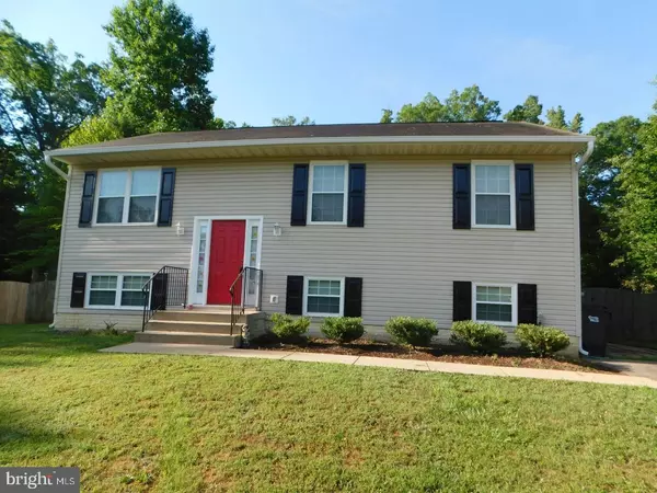 42 BROWN CIR, Fredericksburg, VA 22405