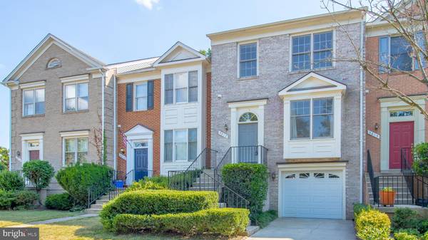 5817 SUMMERLAKE WAY, Centreville, VA 20120