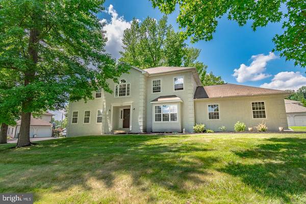 3324 LOCUST DR, Huntingdon Valley, PA 19006