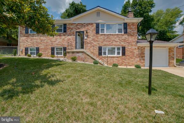 6902 DANFORD DR, Clinton, MD 20735