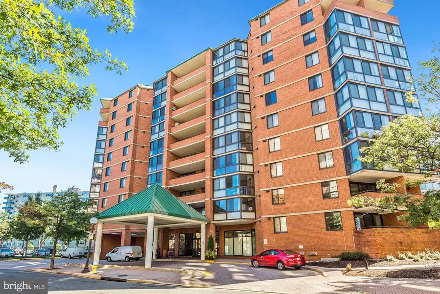 1001 N RANDOLPH ST #412, Arlington, VA 22201