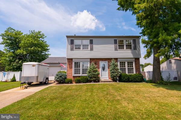 18 ADAMS DR, Clementon, NJ 08021