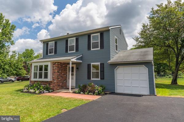 300 PHEASANT RUN DR, Doylestown, PA 18901