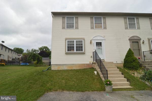 321 WHITE BIRCH LN, Blandon, PA 19510