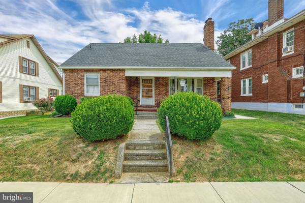 716 E BOUNDARY AVE, York, PA 17403