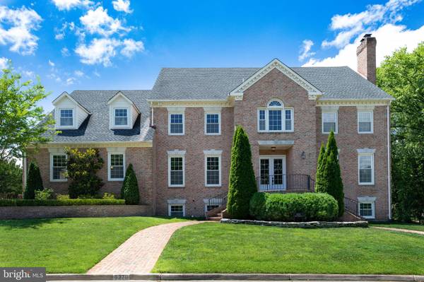 9370 MOUNT VERNON CIR, Alexandria, VA 22309