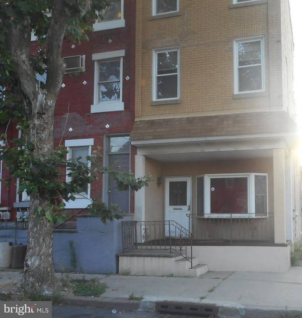 82 ANDERSON ST, Trenton, NJ 08611