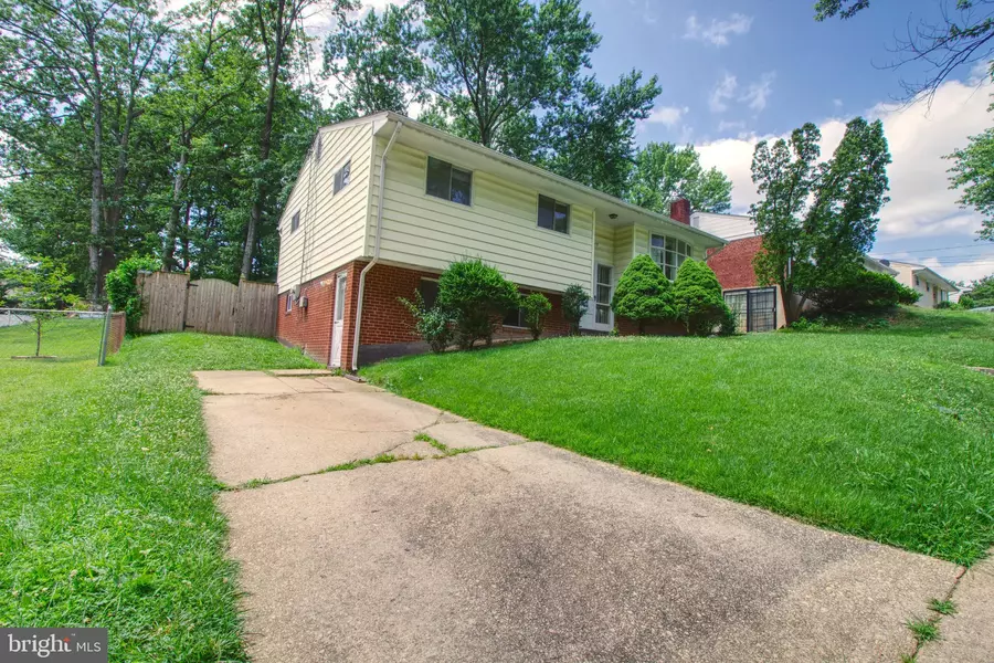 9209 ROLLING VIEW DR, Lanham, MD 20706