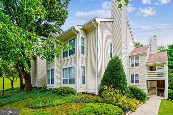 4501 HAZELTINE CT #I, Alexandria, VA 22312