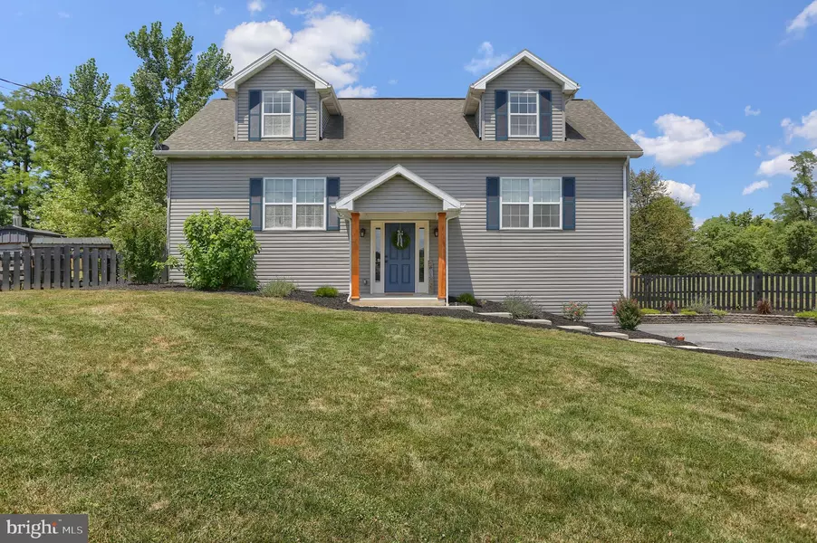 41 HAIR RD, Newville, PA 17241