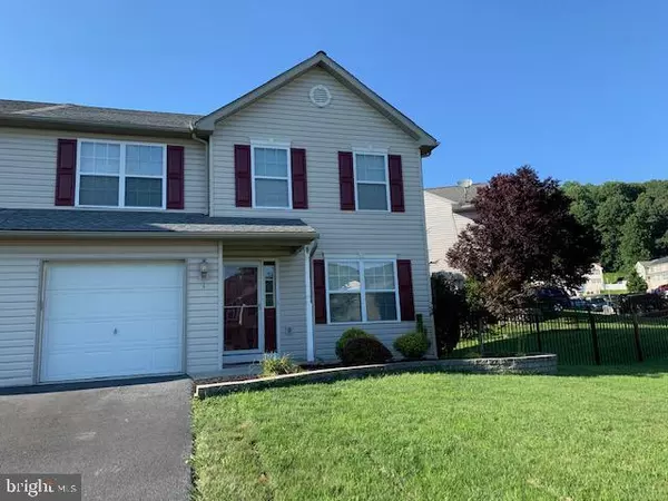 Temple, PA 19560,1035 DAISY DR