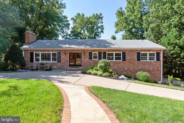 1512 LABURNUM ST, Mclean, VA 22101