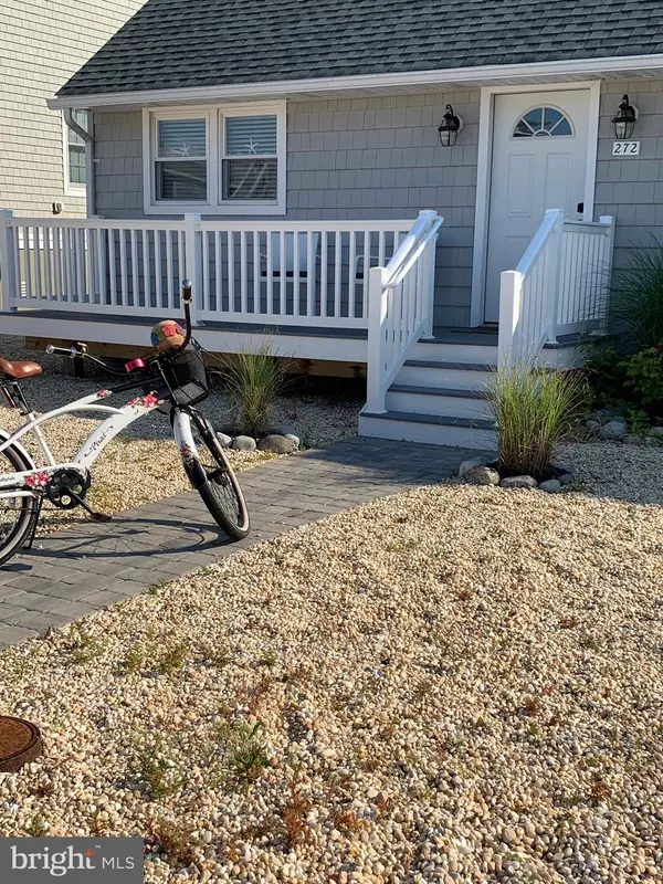 Surf City, NJ 08008,272 N 10TH ST