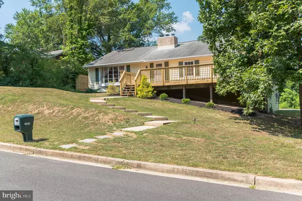 Laurel, MD 20708,13408 KIAMA CT