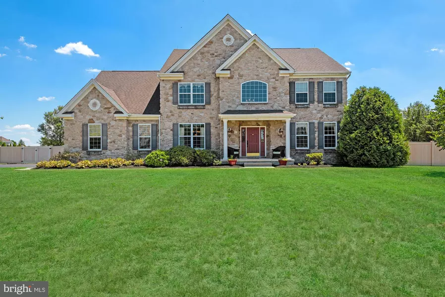 111 CRESTVIEW CT, Mullica Hill, NJ 08062