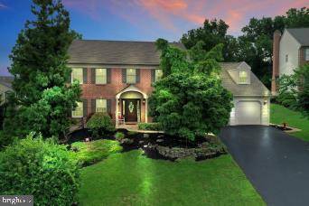 123 PARK PLACE DR, Sinking Spring, PA 19608