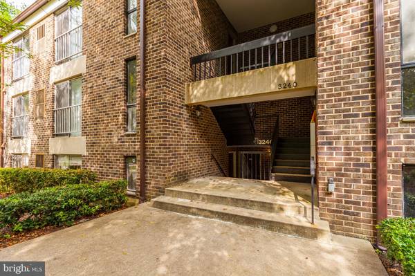 3240 HEWITT AVE #6, Silver Spring, MD 20906