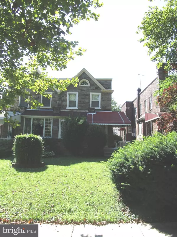 Philadelphia, PA 19131,5714 WOODBINE AVE