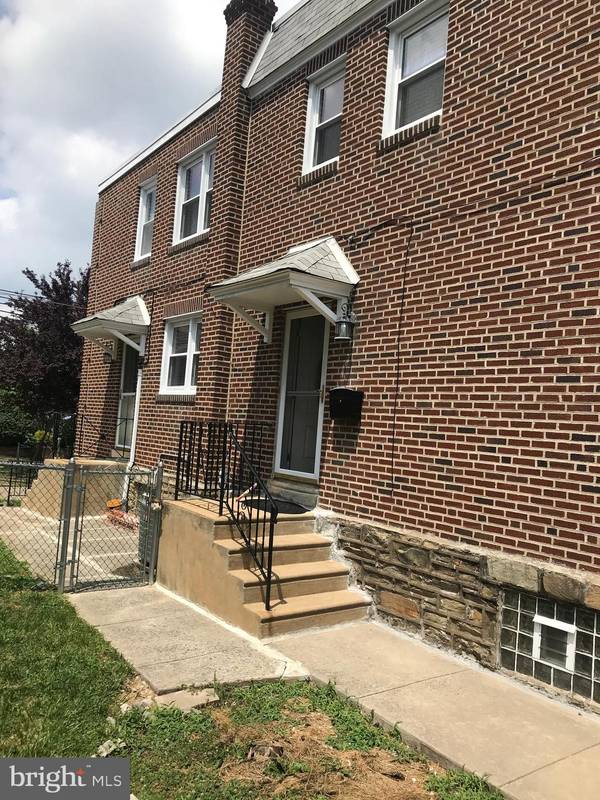 Philadelphia, PA 19152,8136 FARNSWORTH ST