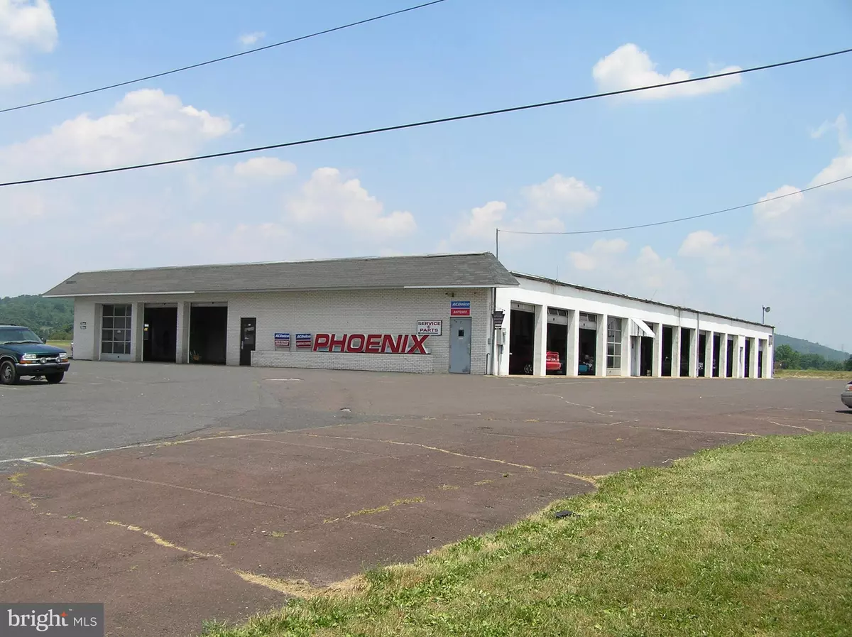 Palm, PA 18070,1014 GRAVEL PIKE