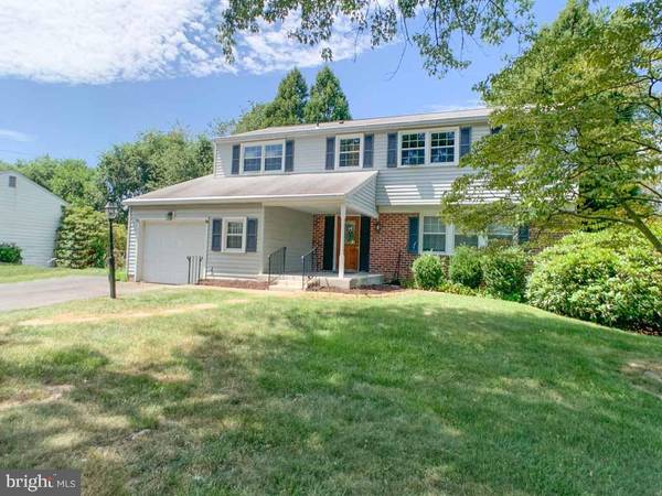 Warminster, PA 18974,924 DAVISVILLE RD