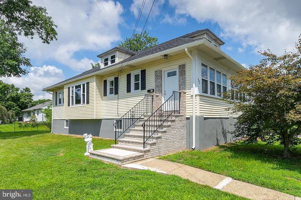 53 GRANT AVE, Mount Ephraim, NJ 08059