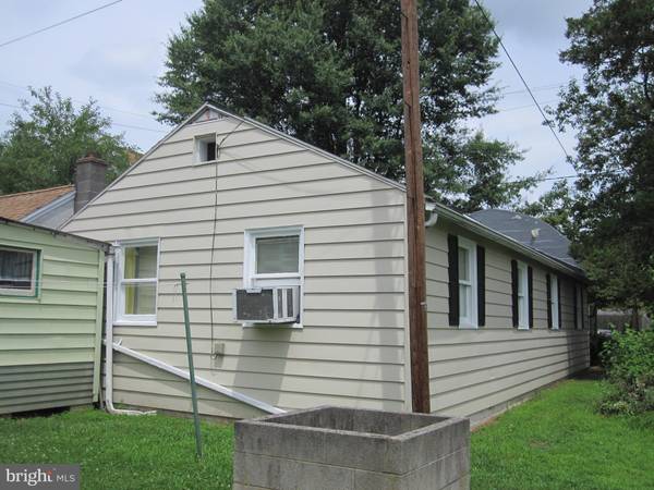 Columbia, PA 17512,220 N 11TH ST