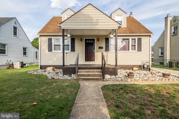 241 NASSAU AVE, Paulsboro, NJ 08066