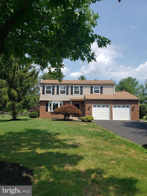 1682 DOGWOOD LN, Hatfield, PA 19440