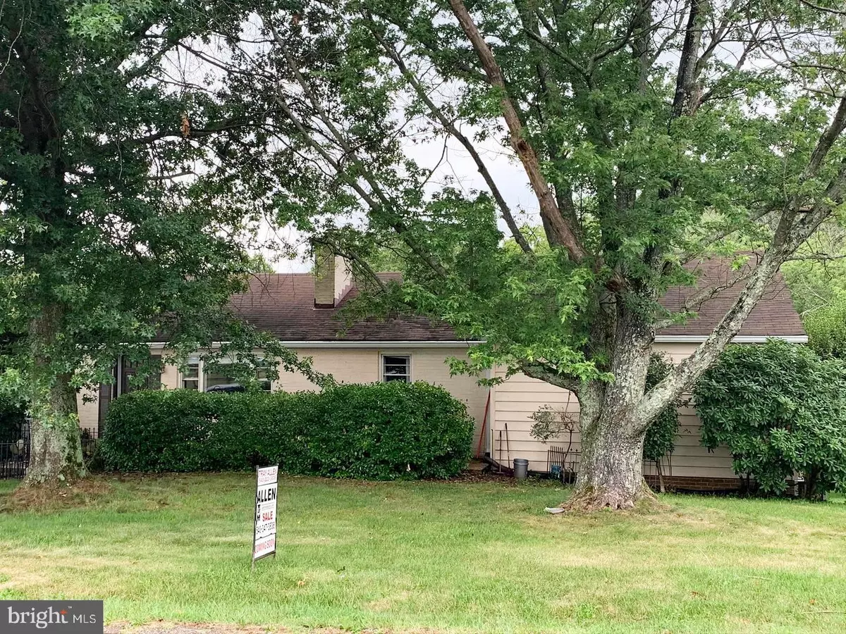 Warrenton, VA 20186,8646 LEES RIDGE RD