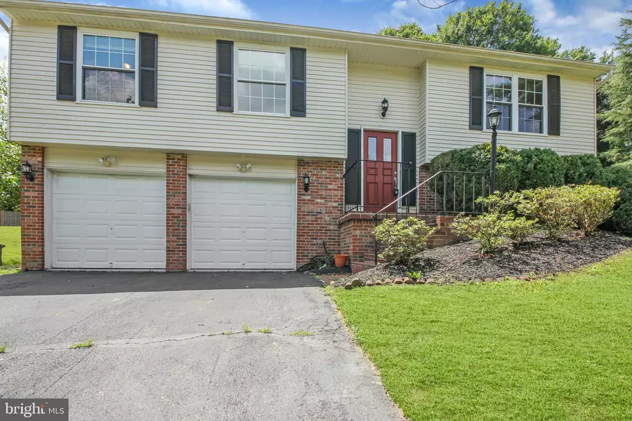 1170 KETTLE POND LN, Great Falls, VA 22066