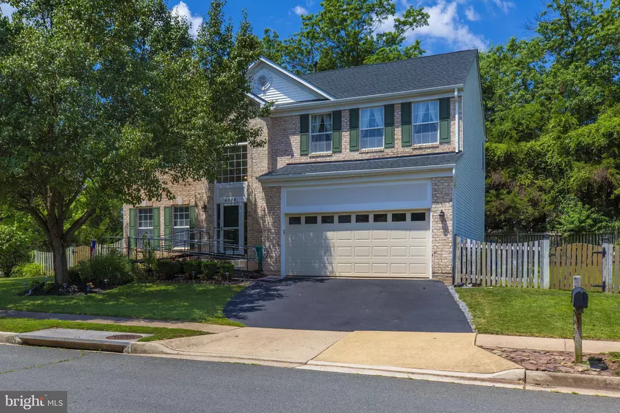 6874 COLONEL TAYLOR LN, Centreville, VA 20121