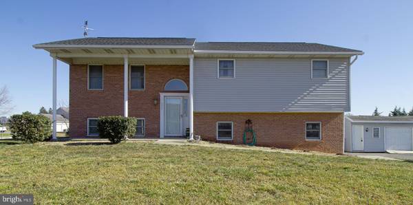 2575 ROCKY SPRING RD, Chambersburg, PA 17201