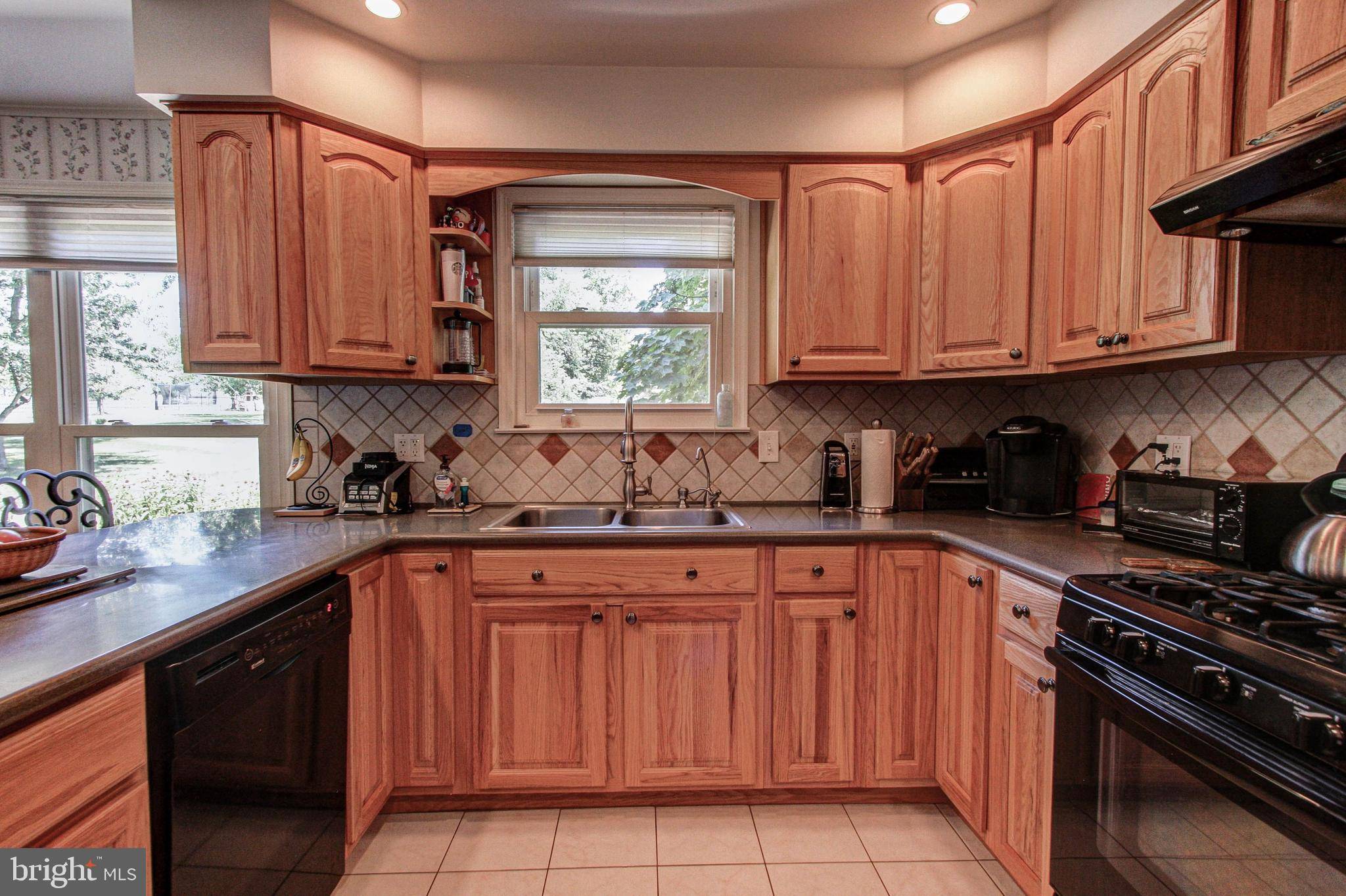 Harleysville, PA 19438,138 SURREY LN